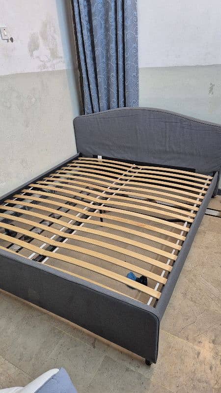 wooden cloth bed 2