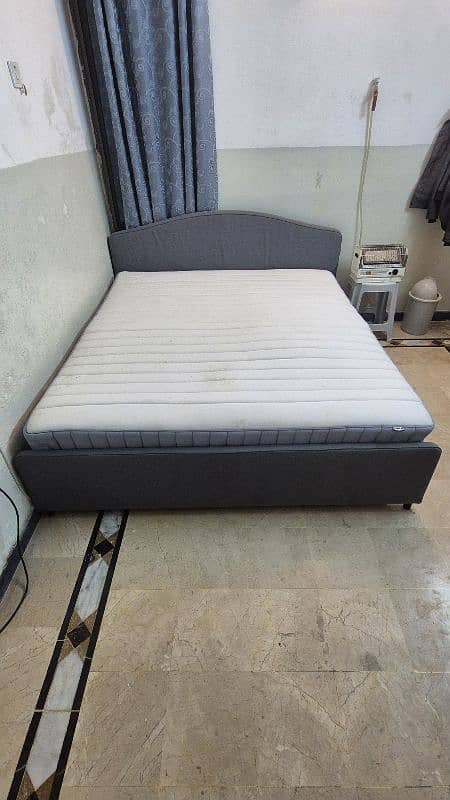 wooden cloth bed 4