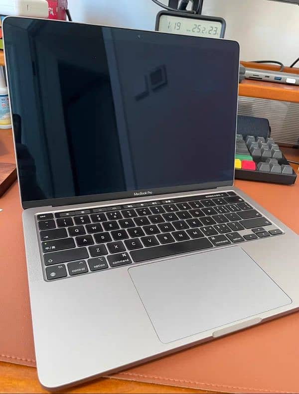 Macbook Pro M1 16-512GB 0