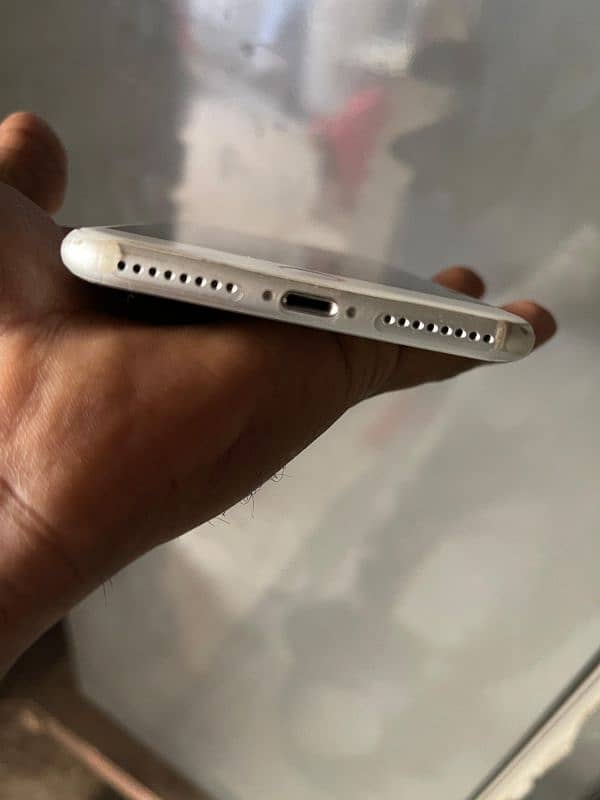 IPhone 8 plus 10/10 CONDITION 81 health slightly used 6