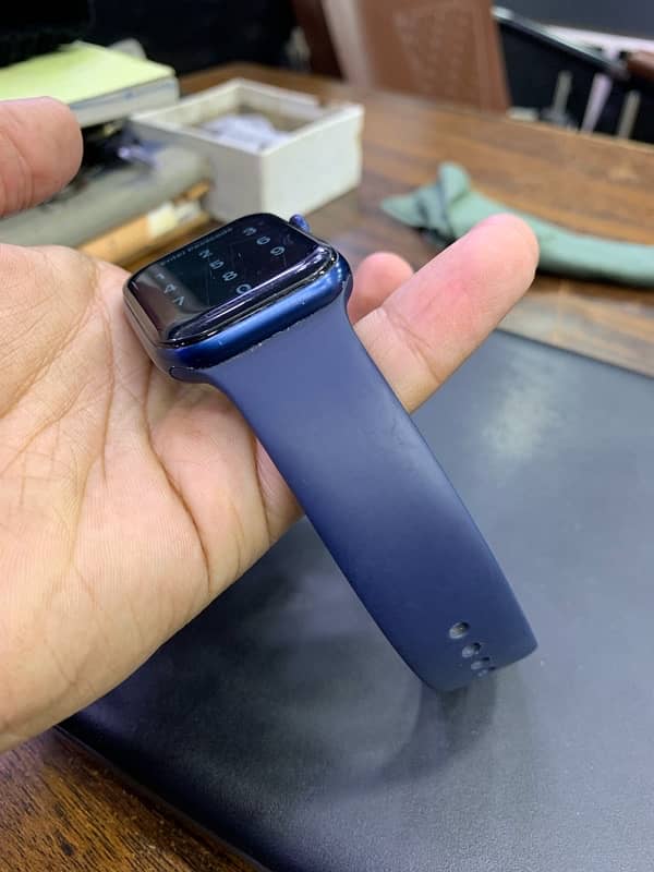 Apple watch series 6 - 44MM 4