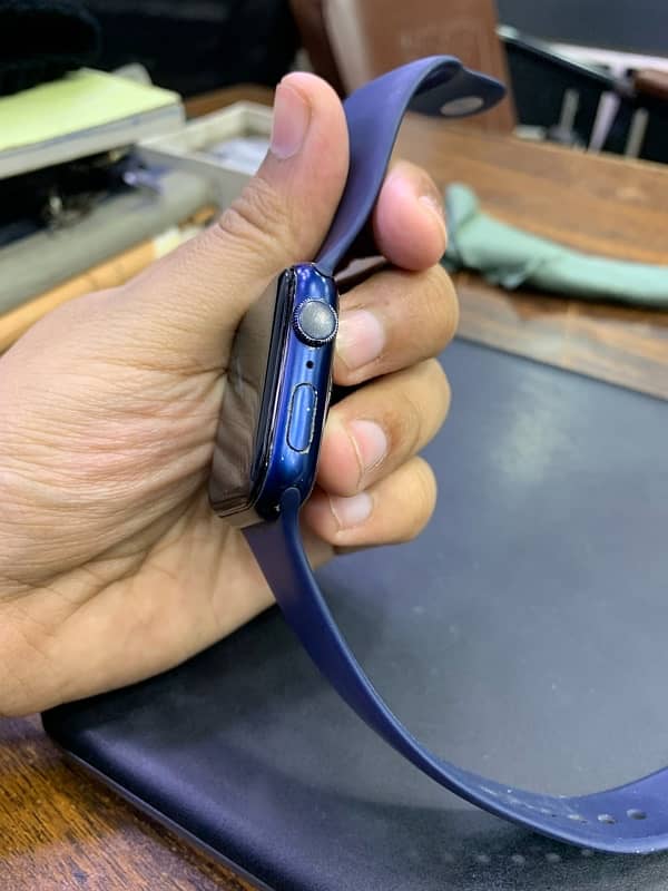 Apple watch series 6 - 44MM 5