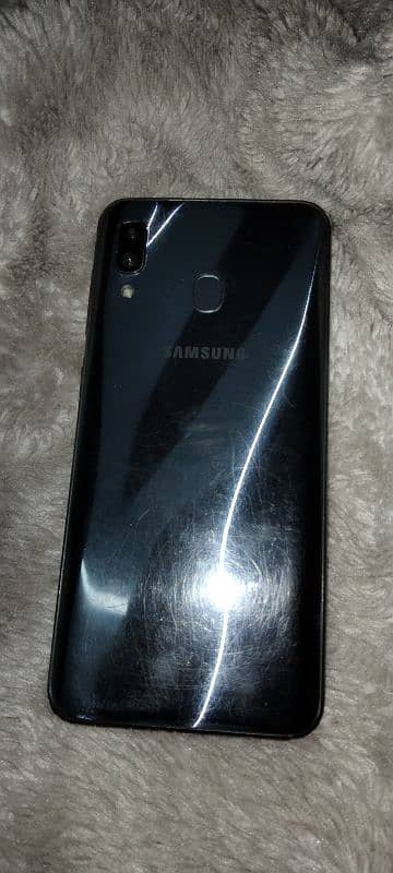 SAMSUNG A30 URGENT SALE 1