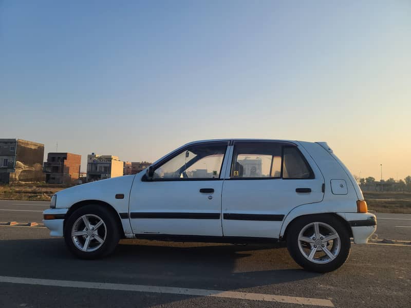 Daihatsu Charade 1993 15