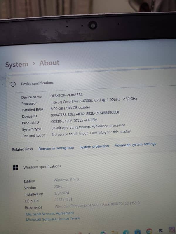 selling hp elitebook 840 G3 8gb ram 512gb ssd 1