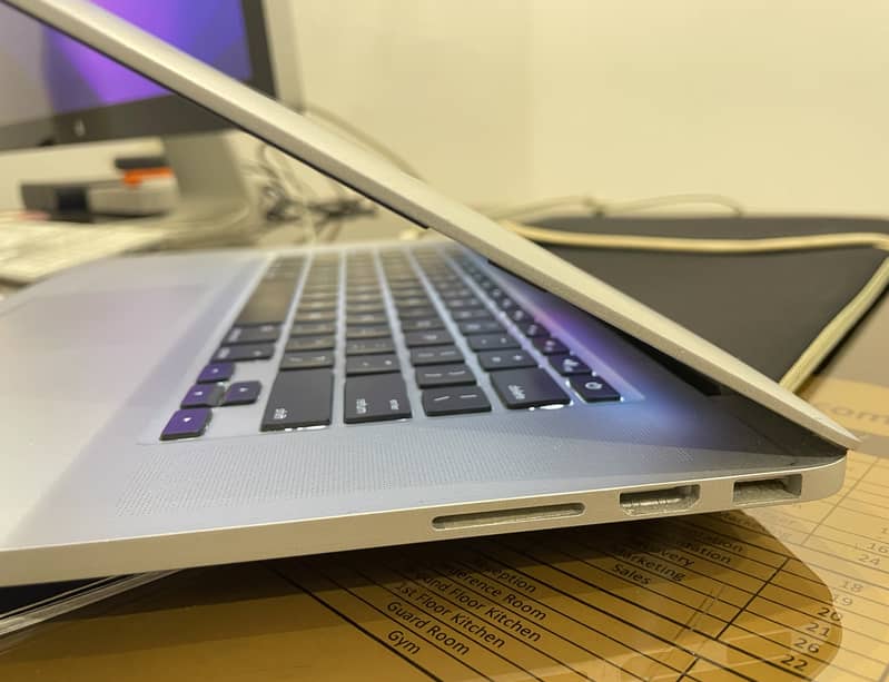 Macbook Pro 2015 | Core i7 | 15'' | 03009278834 5