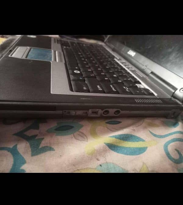 Dell latitude 630 laptop 4