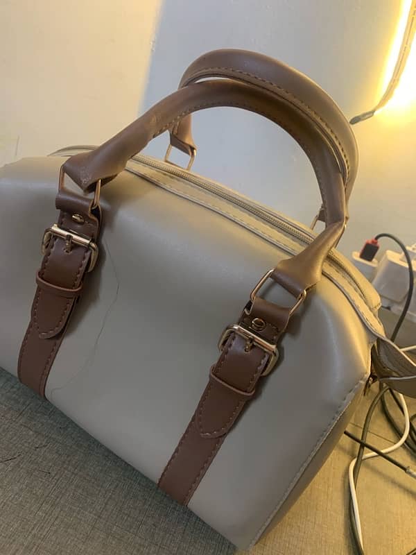 branded bag not used. good quality 5