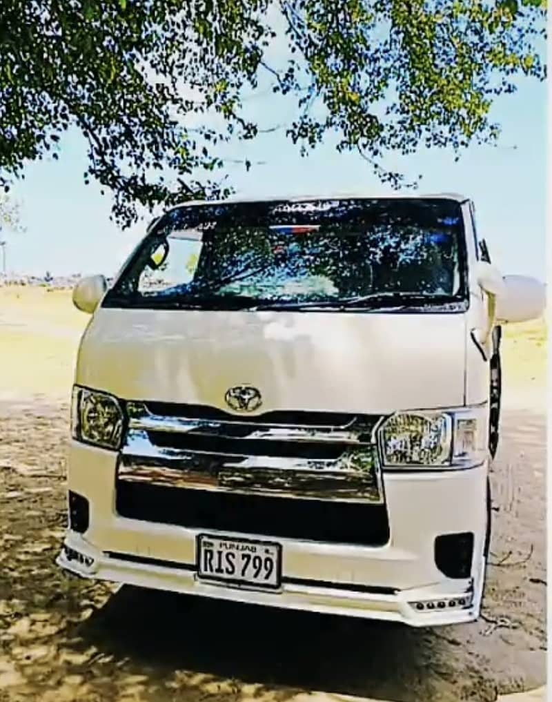 Toyota hiace 2008 model 0