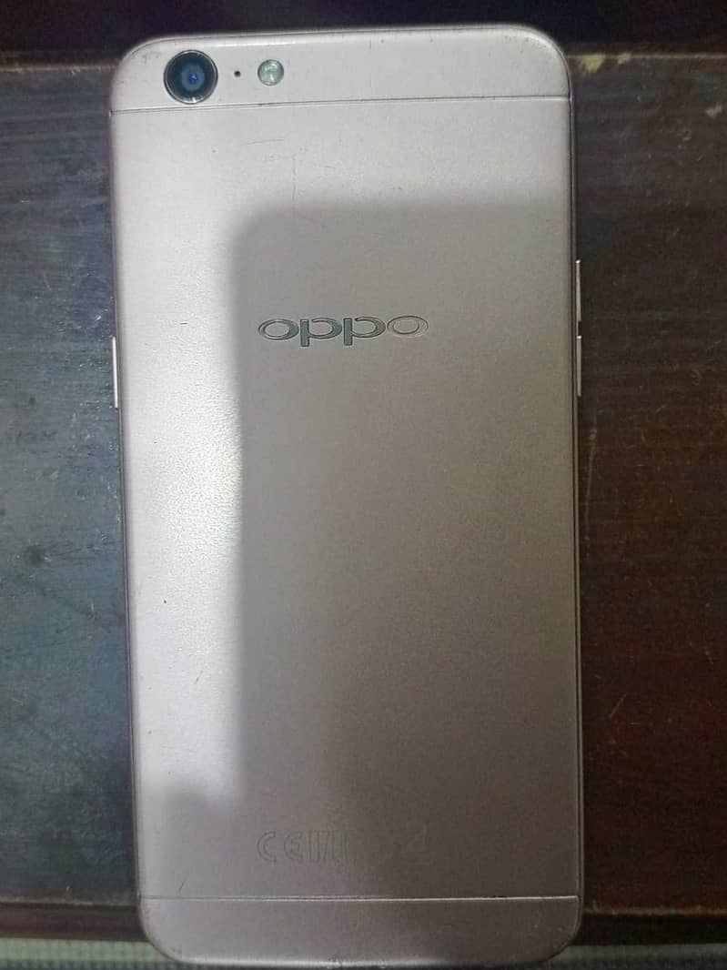 OPPO A57 0