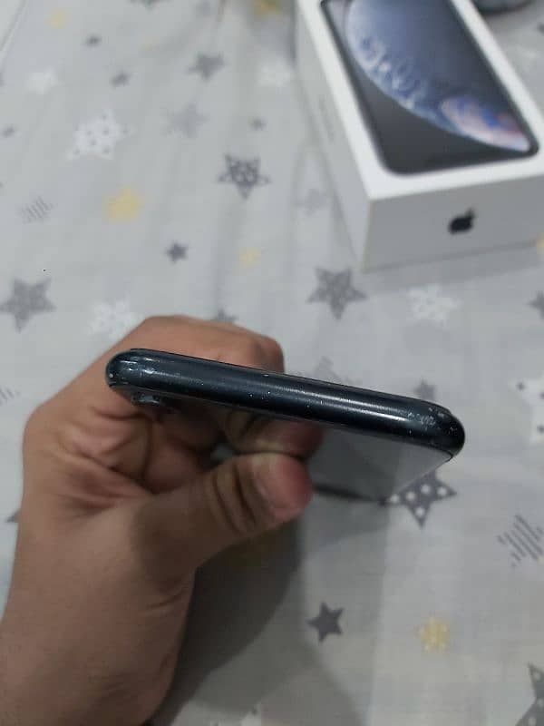 iphone xr 64 gb pta approved 5