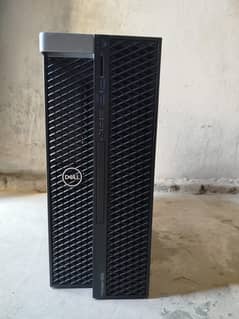 Dell T5820 / W 2135 / 16GB DDR4 / 256GB M-2