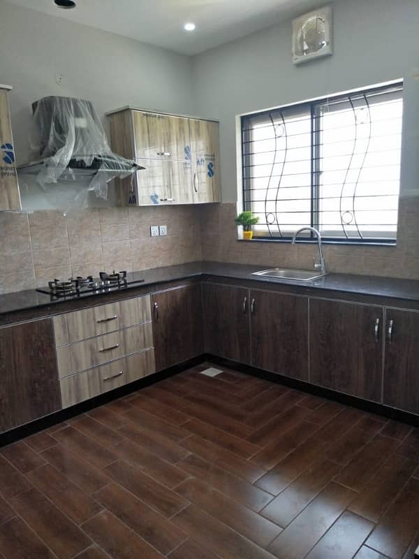 5 Marla House For Rent in Rafi Block Bahria Town Lahore 13