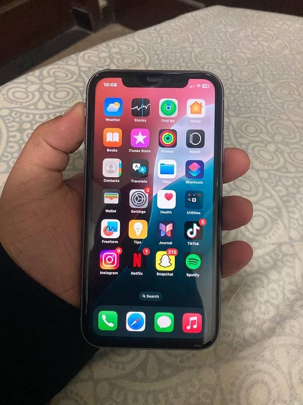 Iphone 11 64 GB 0