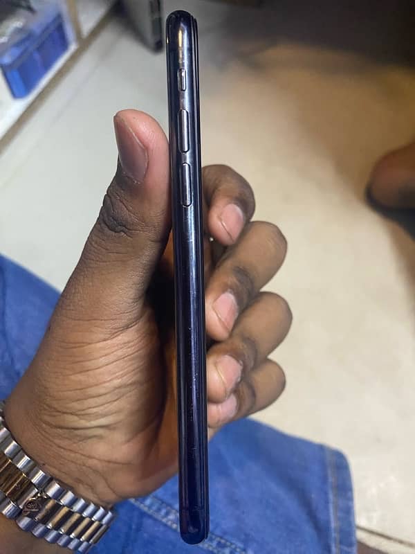 iPhone XS -256 GB non pta 2