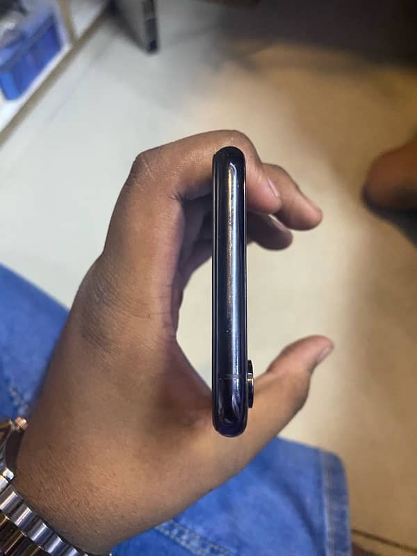 iPhone XS -256 GB non pta 3