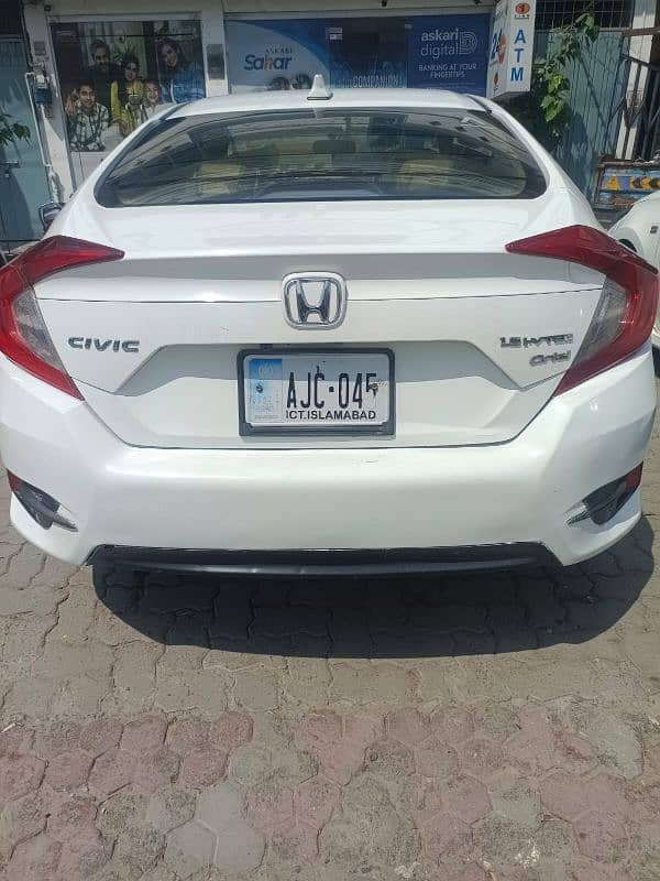 Honda Civic 2018 3