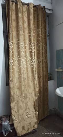 curtains in neat and clean condition for household use