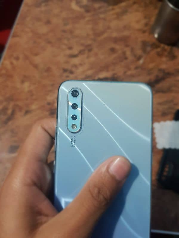 vivo s1 ha 5