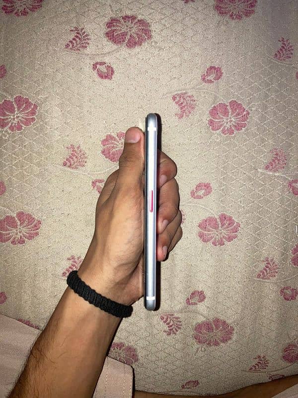 iphone se 2020 all ok 4