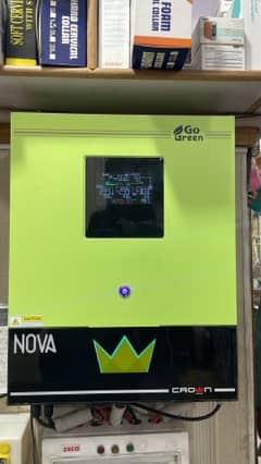 Crown Nova 8.2 Kw Hybrid Inverter 10/10 Condition