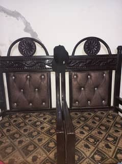 2 chairs with gud condition