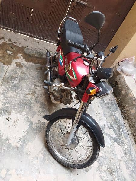 CD70 MODEL 2015 FOR SALE 6