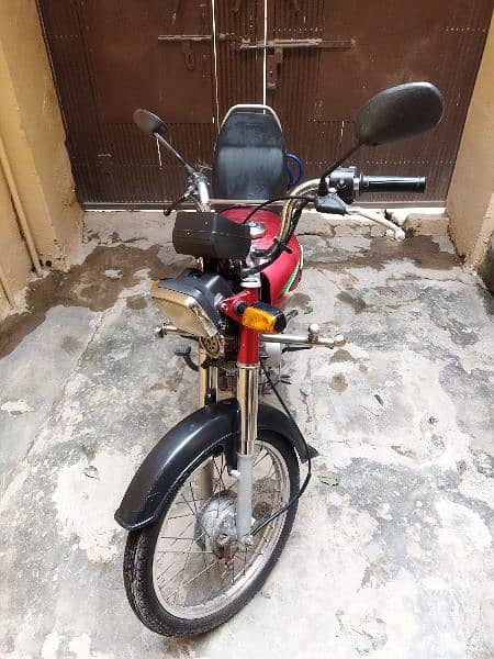 CD70 MODEL 2015 FOR SALE 9