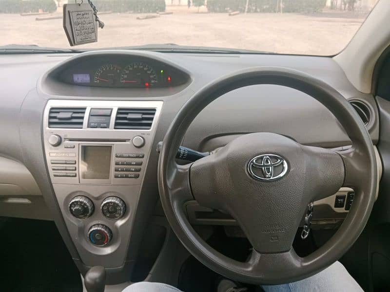 Toyota Belta 2008/12 5