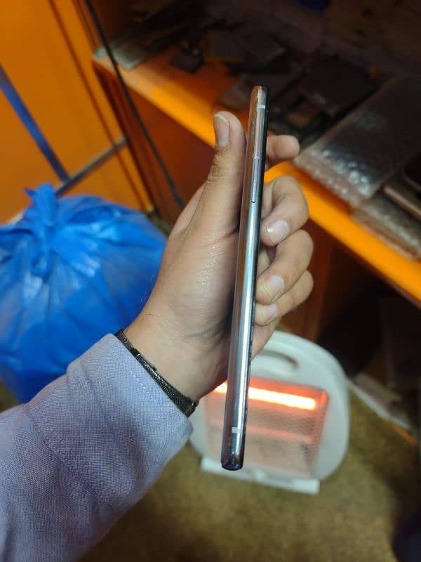 One Plus 8t 12 gb 256 cell phone parts available 4