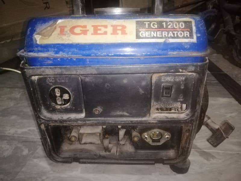 Tiger generator. TG1200 0