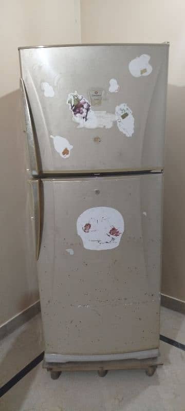 used dawlance refrigerator 7