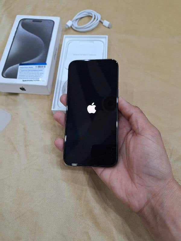 i phone 15 pro max 256GB jv black color 100/100 7