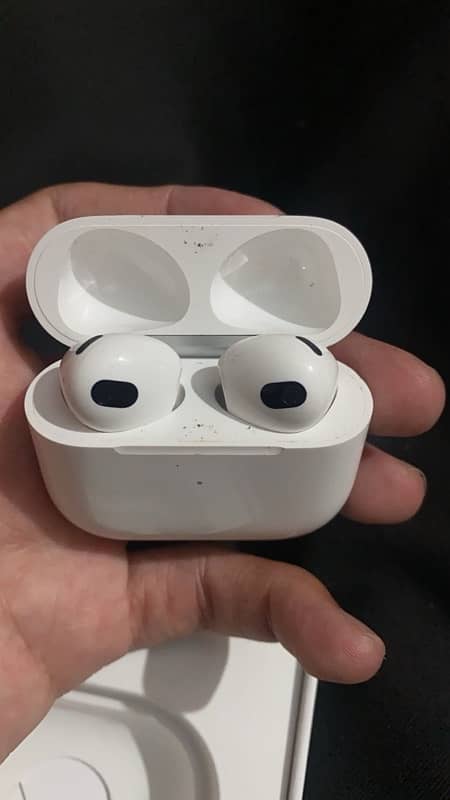 Apple Airpods 3rd Generation 1