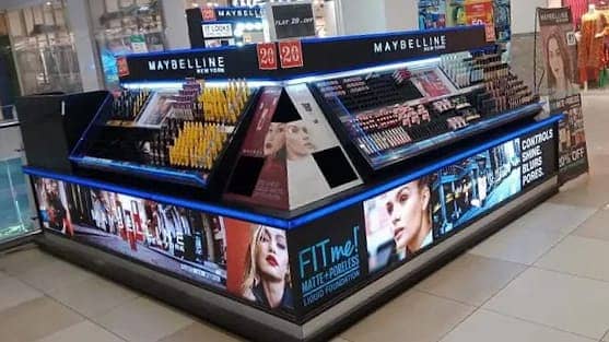 Sales Girl Needed For Cosmetics In  Mall 0