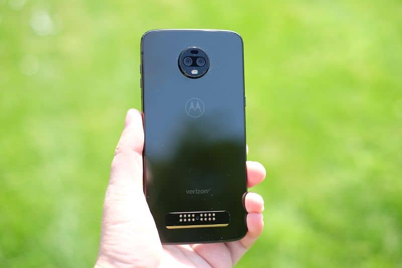 Moto Z3 Gaming Phone PTA Approved Brand New Kit 3