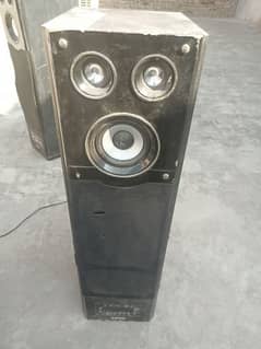 Classic Speakers and Cassette Player, Amplifiers