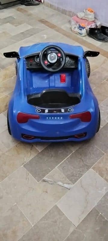 Kids Electric Ride-On Car - Remote & Manual Control! 1