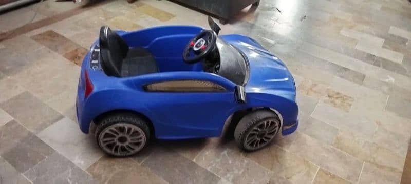 Kids Electric Ride-On Car - Remote & Manual Control! 3