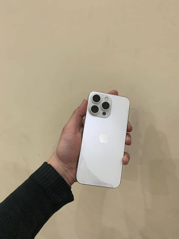 iPhone 15pro max jv white color 99 health 0