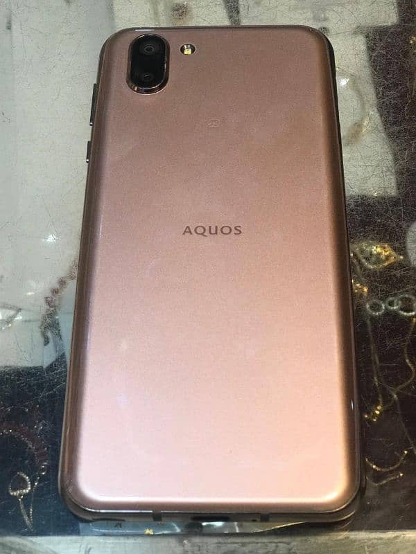 Sharp AQOUS R2 64GB PTA APPROVED ( 10/10 Condition) 3