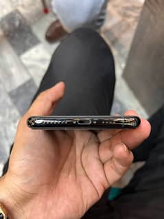 11 pro max 512gb with box non pta FU