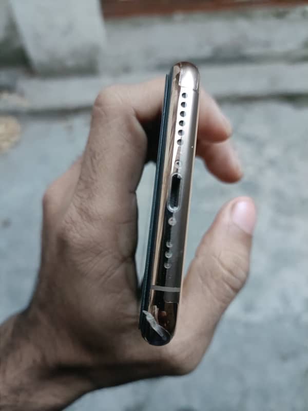 Iphone 11 pro Non PTA 2