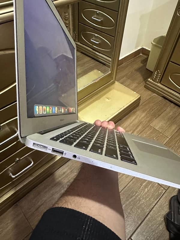 Macbook air 4