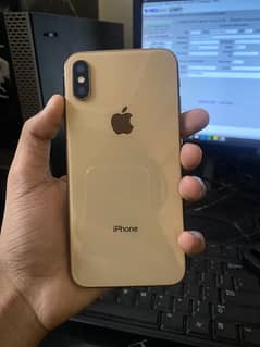 iphone Xs non pta | 64gb gold colour everything worked