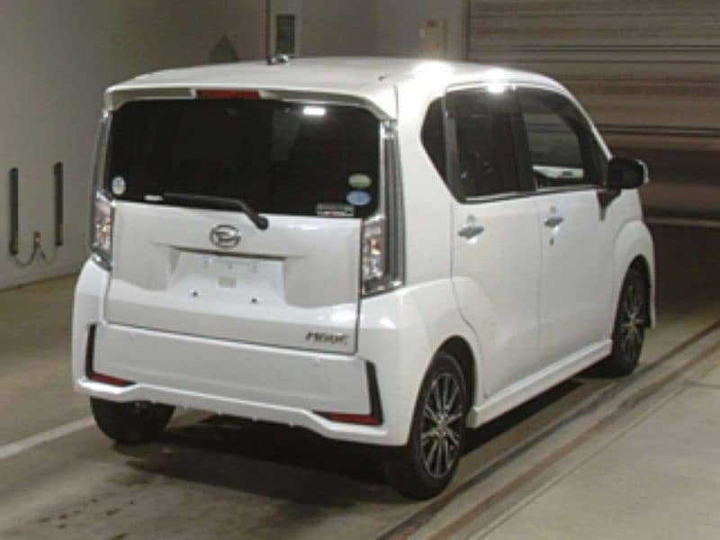 Daihatsu Move 2022/2025 Fresh Import Full Option 12