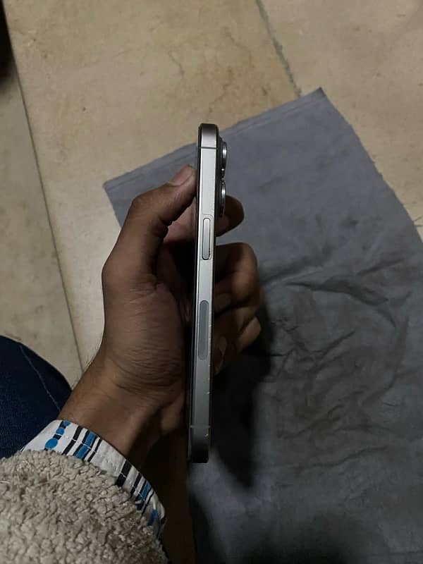 iPhone 15 pro  non pta jv 5