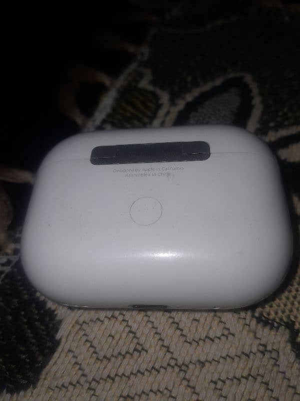 Apple air pods 2nd Gen 2