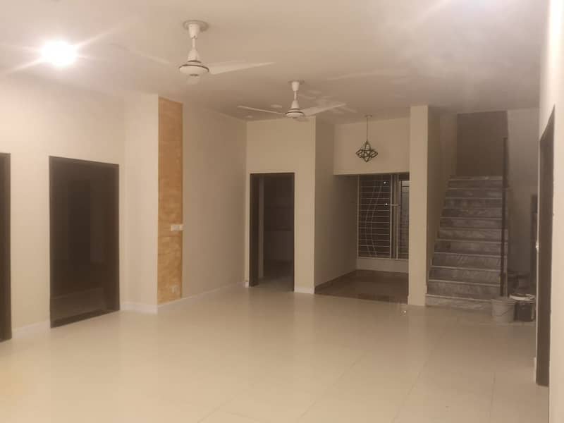 18 Marla Double Storey House For Sale In A Block Bankers Avenue Bedian Road 8