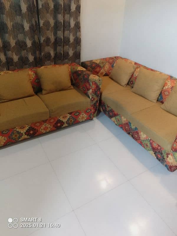 sofa set 5 seater urgent 2